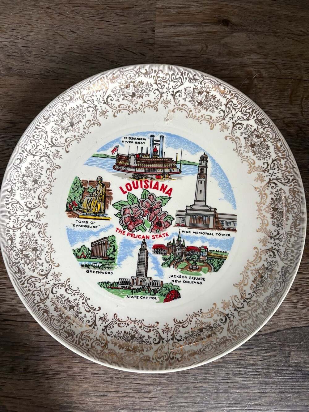Vintage Louisiana Souvenir Collector Plate The Pelican State Landmarks Gold